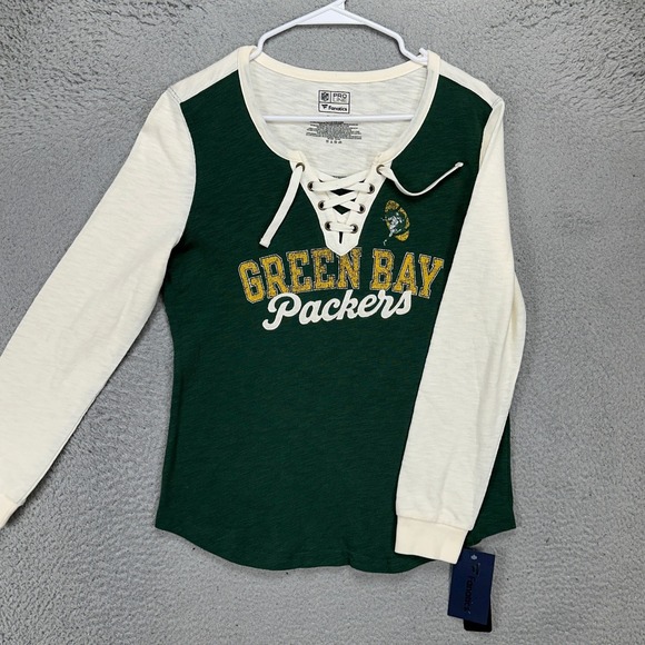 Fanatics Tops - Green Bay‎ Packers T-Shirt Women Medium Green White Colorblock Tee Fanatics NEW